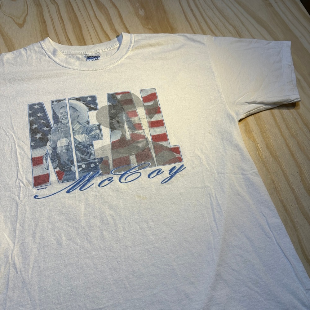 Gildan Men's Neal McCoy Country Music Graphic Tee White Patriotic Shirt Size XL